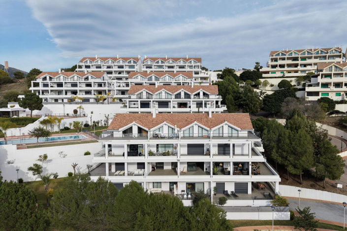 Image No.22-2 Bed Property for sale