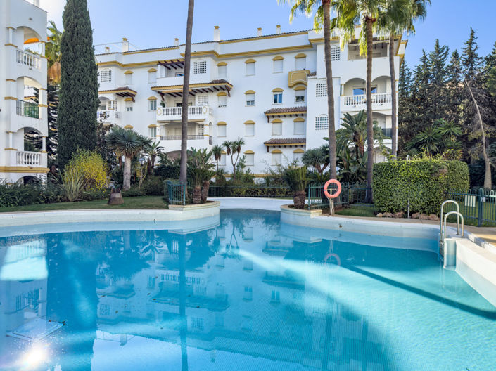 Image No.20-2 Bed Property for sale