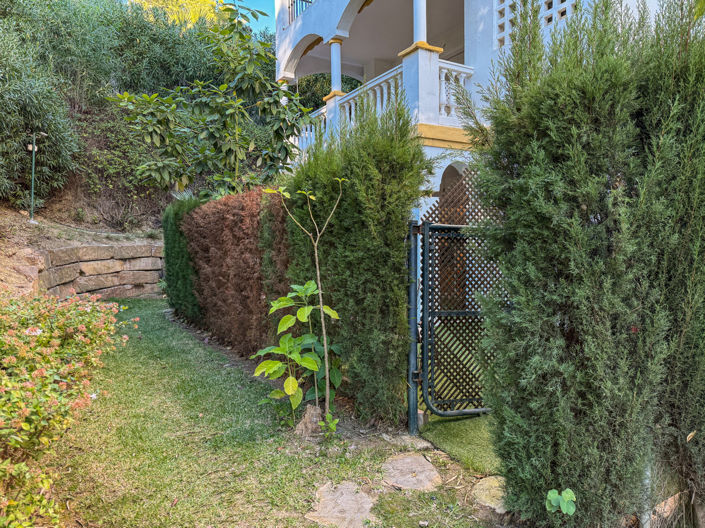 Image No.30-2 Bed Property for sale