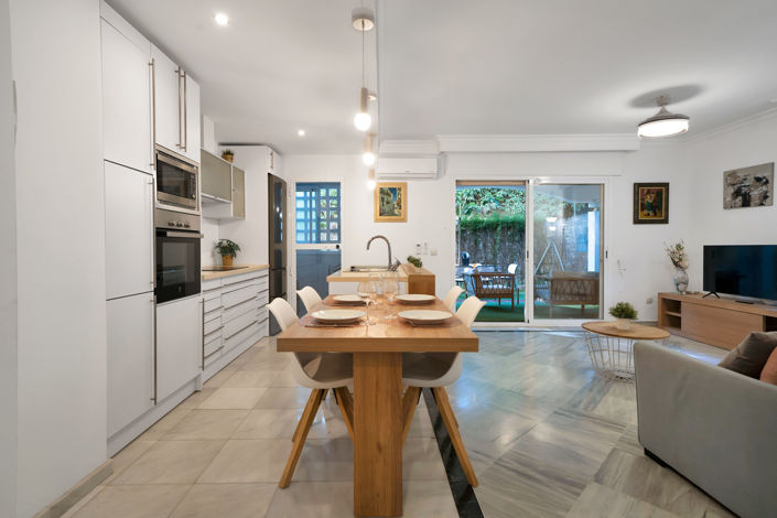 Image No.33-2 Bed Property for sale