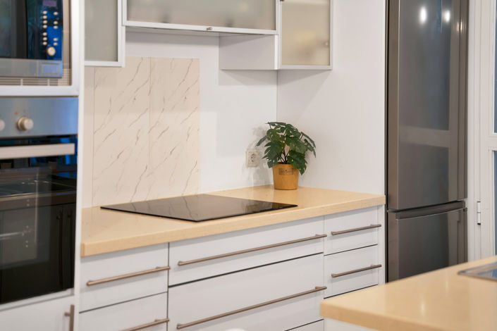 Image No.43-2 Bed Property for sale