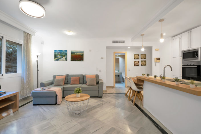 Image No.45-2 Bed Property for sale