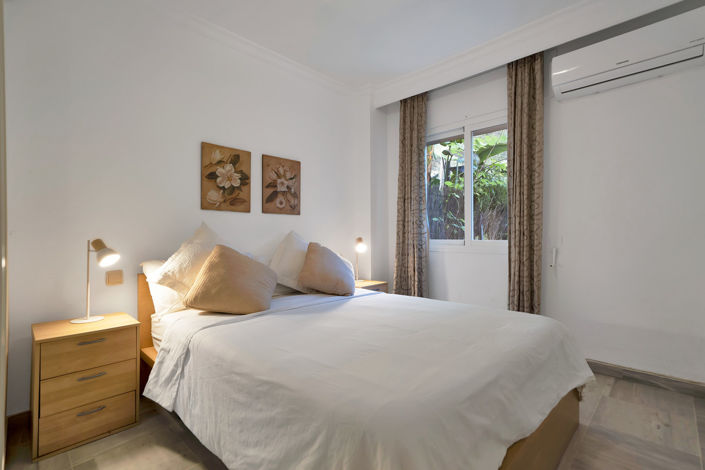 Image No.7-2 Bed Property for sale