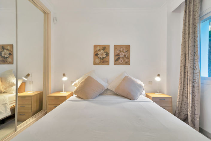 Image No.8-2 Bed Property for sale