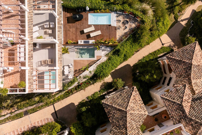 Image No.18-3 Bed Property for sale