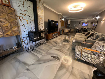 property1065cfce212edea0ebad71e191bfe6807617