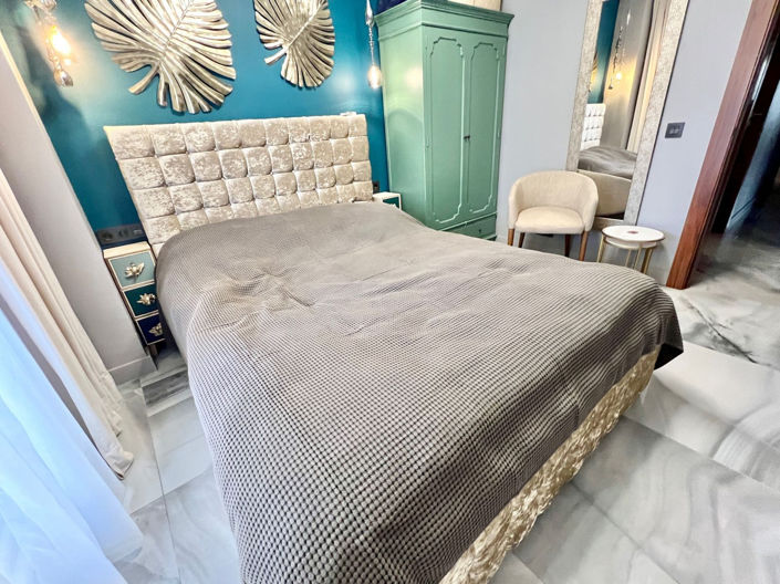 Image No.8-4 Bed Property for sale