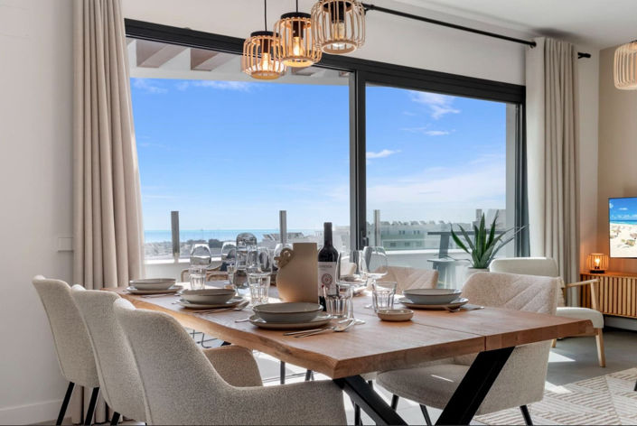 Image No.5-3 Bed Property for sale