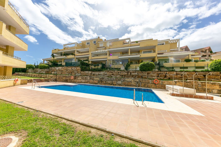 Image No.13-1 Bed Property for sale