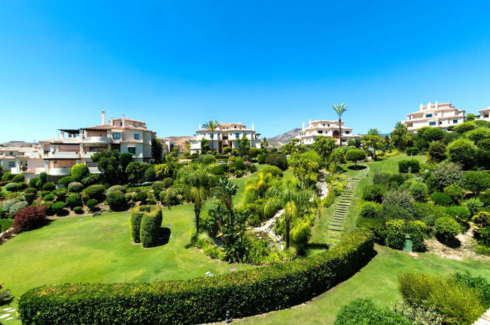 Image No.2-3 Bed Property for sale