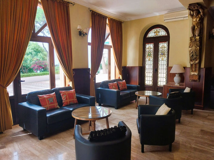 Image No.11-2 Bed Property for sale