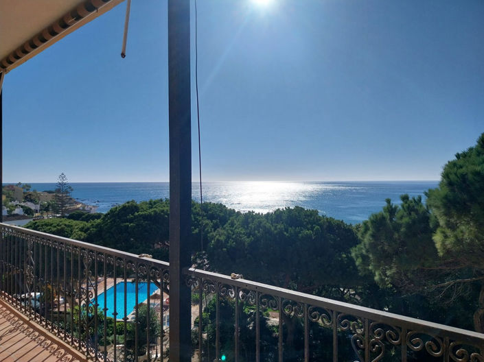 Image No.46-2 Bed Property for sale