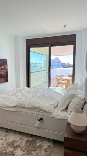 Image No.11-3 Bed Property for sale