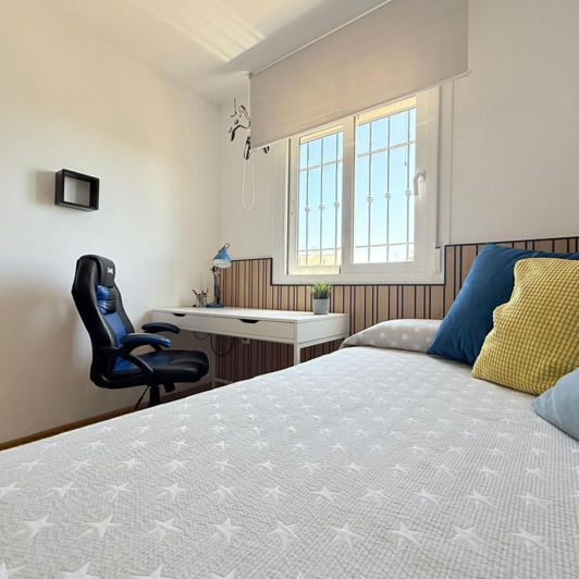 Image No.19-5 Bed Townhouse for sale