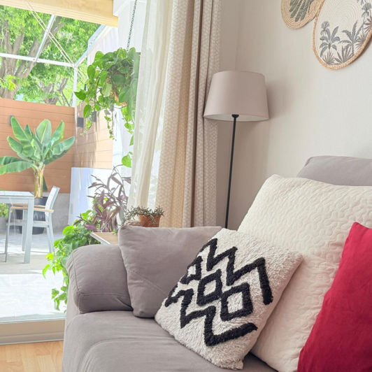 Image No.7-5 Bed Townhouse for sale