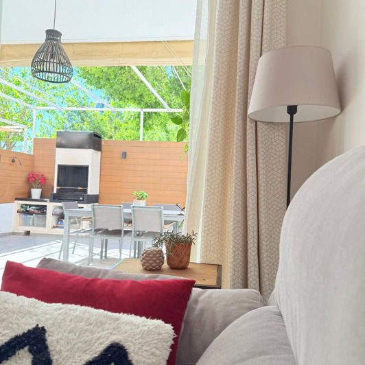 Image No.8-5 Bed Townhouse for sale