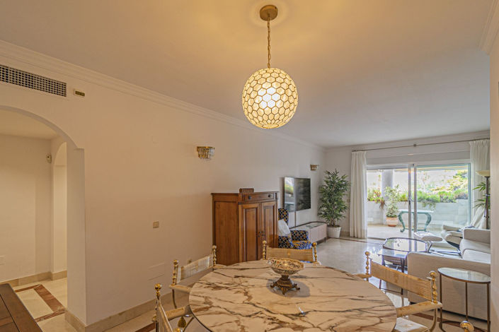 Image No.9-2 Bed Property for sale