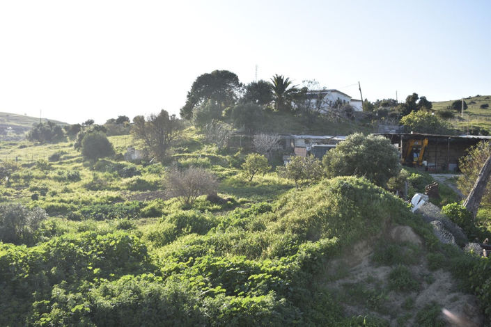 Image No.10-2 Bed Property for sale