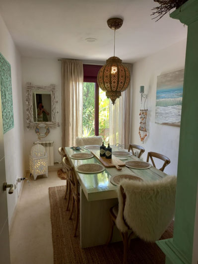 Image No.10-3 Bed Property for sale