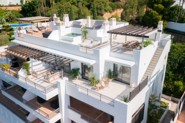 Image No.32-3 Bed Property for sale