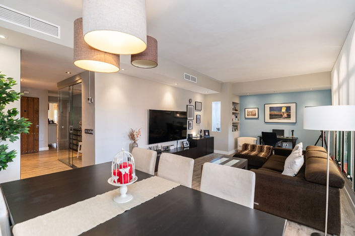 Image No.4-3 Bed Property for sale