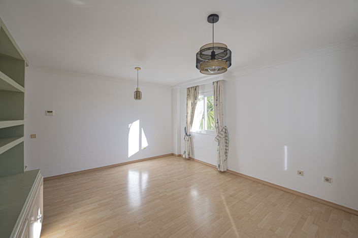 Image No.6-Propriété de 3 chambres à vendre à Golden Mile