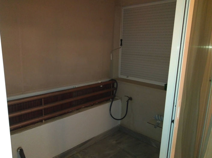 Image No.13-1 Bed Property for sale