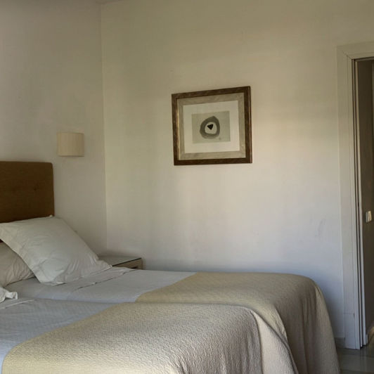 Image No.23-3 Bed Property for sale