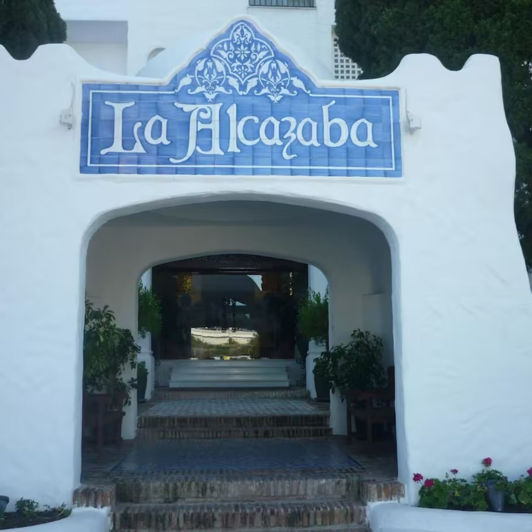 Image No.9-3 Bed Property for sale