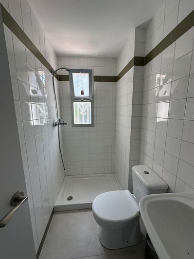 Image No.9-2 Bed Property for sale