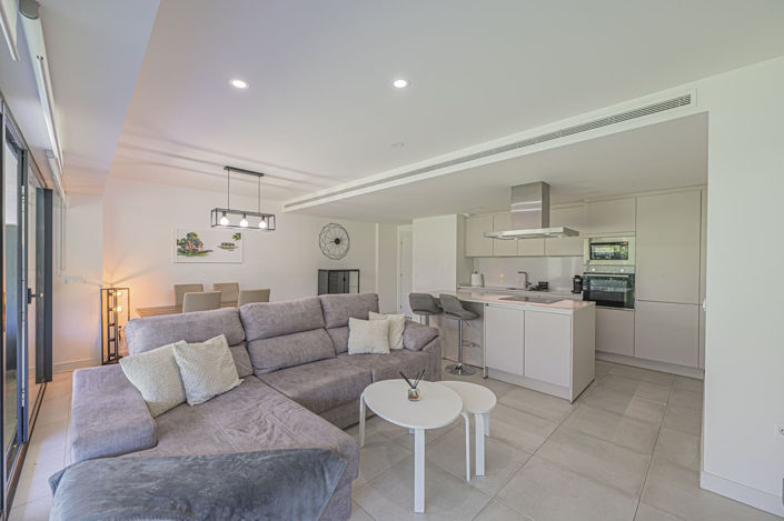 Image No.4-3 Bed Property for sale