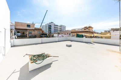 property1044934ee67eab7fe58db7766815efe9c1ea