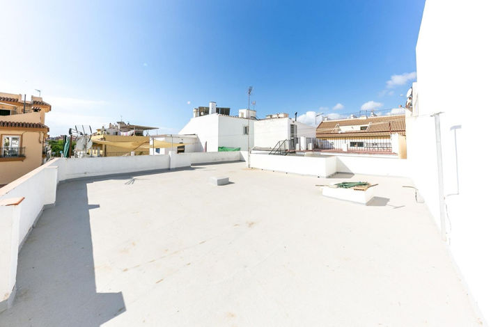 Image No.3-4 Bed Townhouse for sale