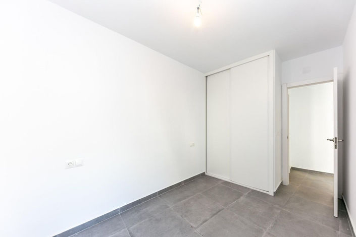 Image No.4-4 Bed Townhouse for sale