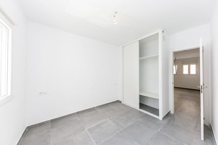 Image No.9-4 Bed Townhouse for sale