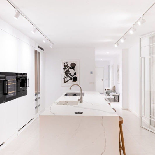 Image No.11-3 Bed Property for sale