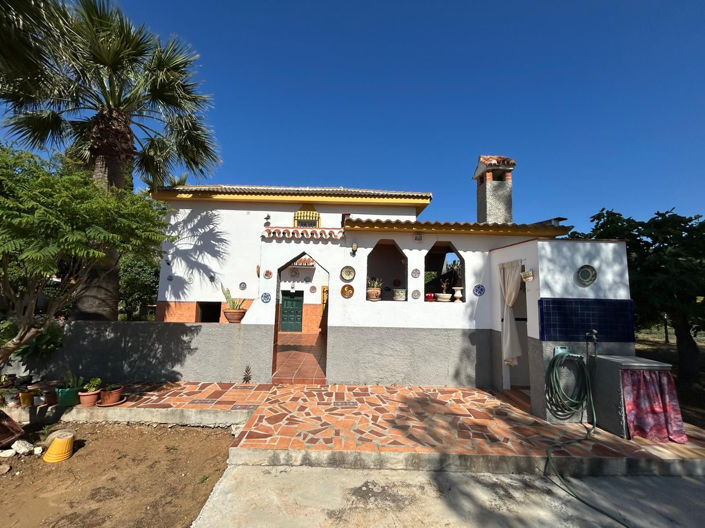 Image No.2-Villa de 2 chambres à vendre à Álora