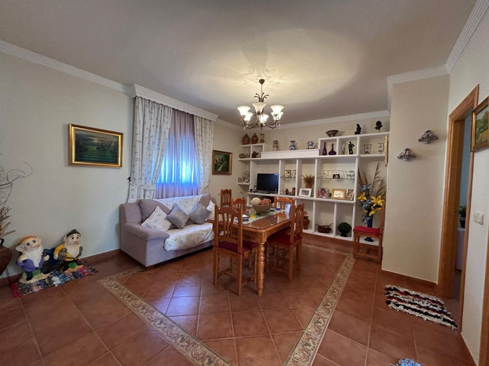 Image No.25-2 Bed Villa for sale