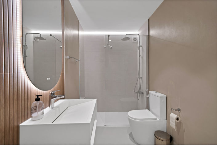 Image No.2-2 Bed Property for sale