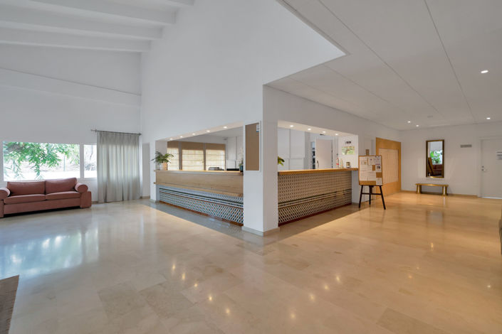 Image No.26-2 Bed Property for sale