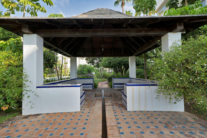 Image No.28-2 Bed Property for sale