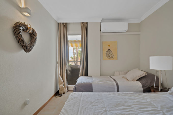 Image No.5-2 Bed Property for sale