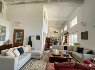 property953ddfc17041d7b0a4dbe1391d705e11a3e