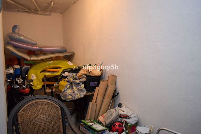 Image No.20-2 Bed Property for sale