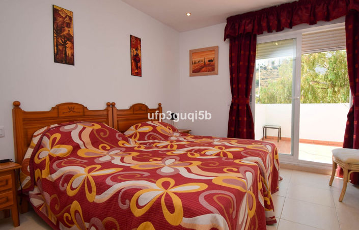 Image No.6-2 Bed Property for sale