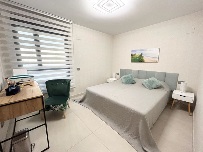 Image No.4-3 Bed Property for sale