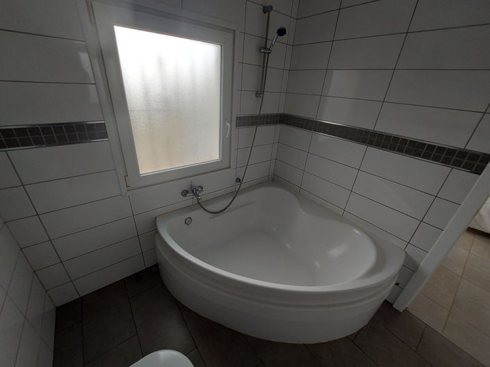 Image No.29-4 Bed Villa for sale