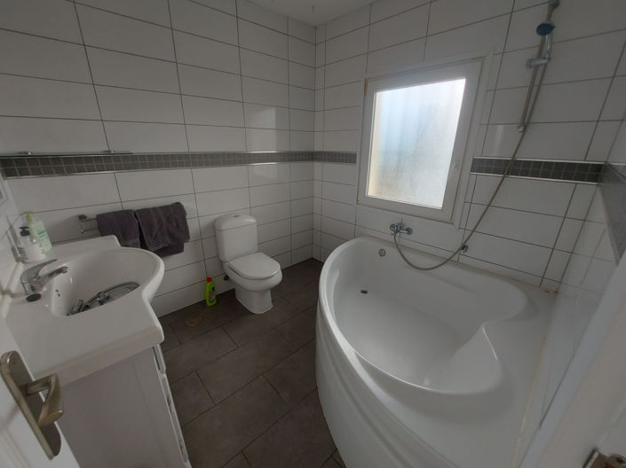 Image No.32-4 Bed Villa for sale