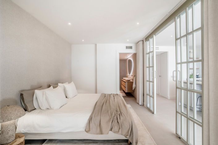 Image No.22-3 Bed Property for sale