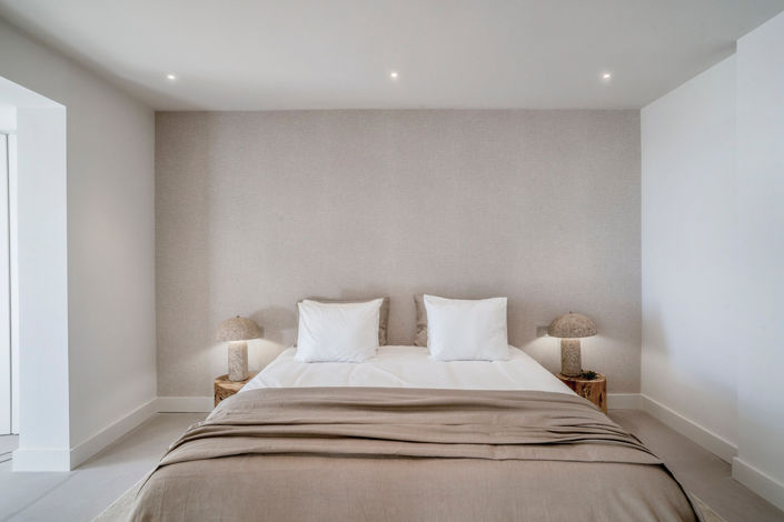 Image No.23-3 Bed Property for sale